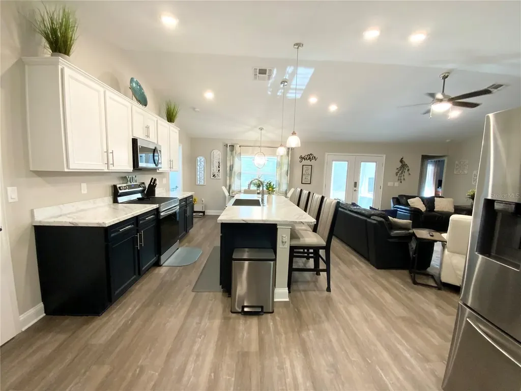 692 Howard Road Auburndale FL 33823