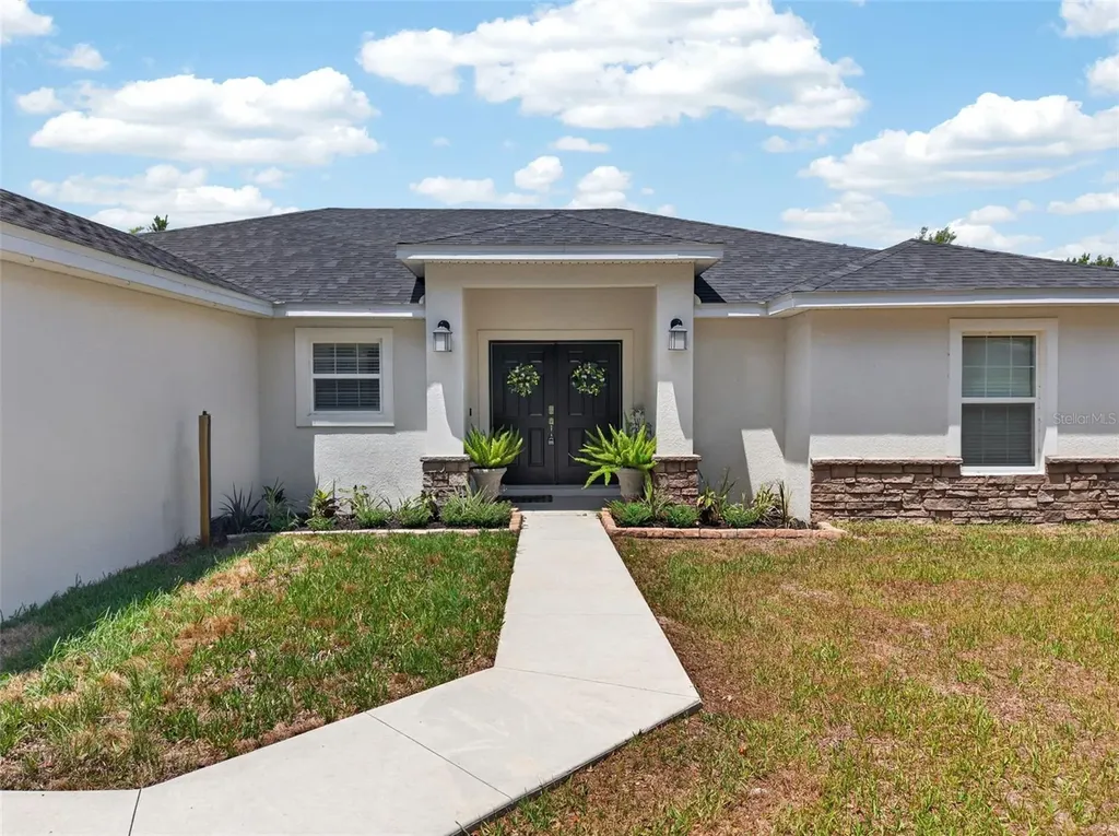 692 Howard Road Auburndale FL 33823
