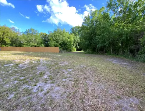 692 Howard Road Auburndale FL 33823
