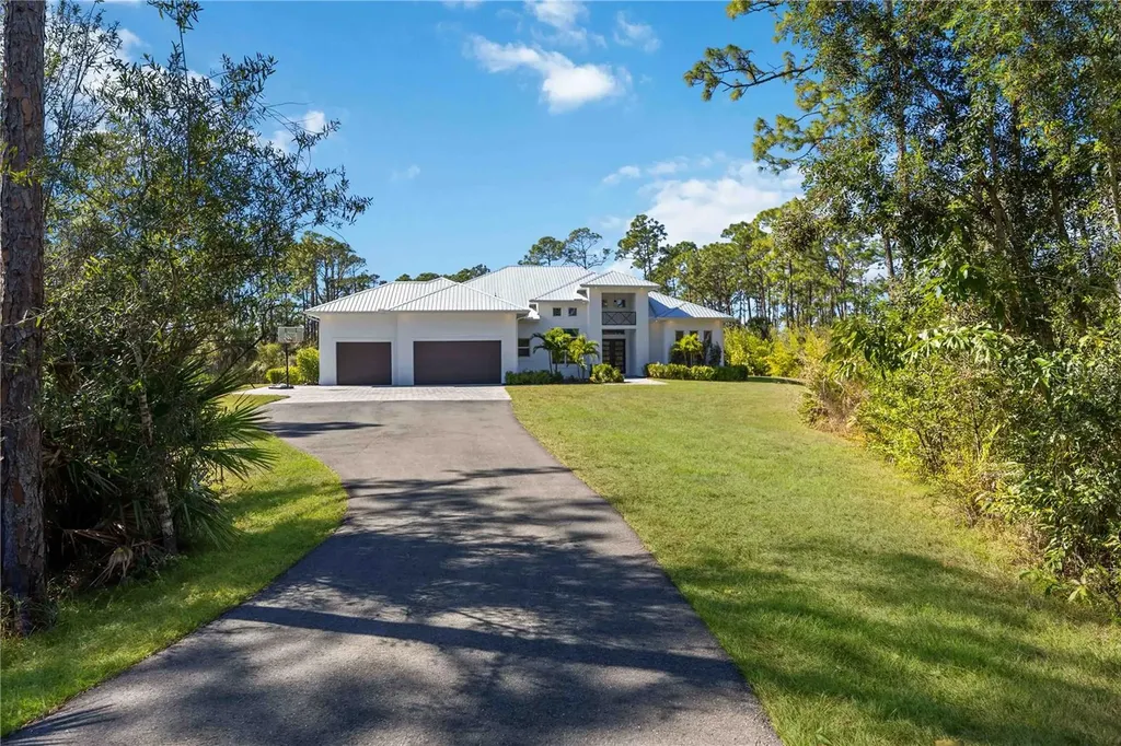 143 Creek Drive SE Port Charlotte FL 33952