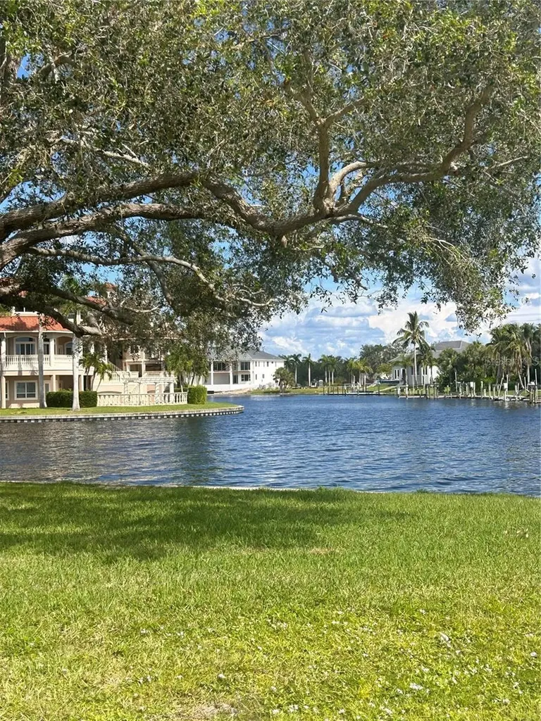 143 Creek Drive SE Port Charlotte FL 33952