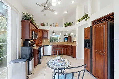 7119 Kensington Court University Park FL 34201