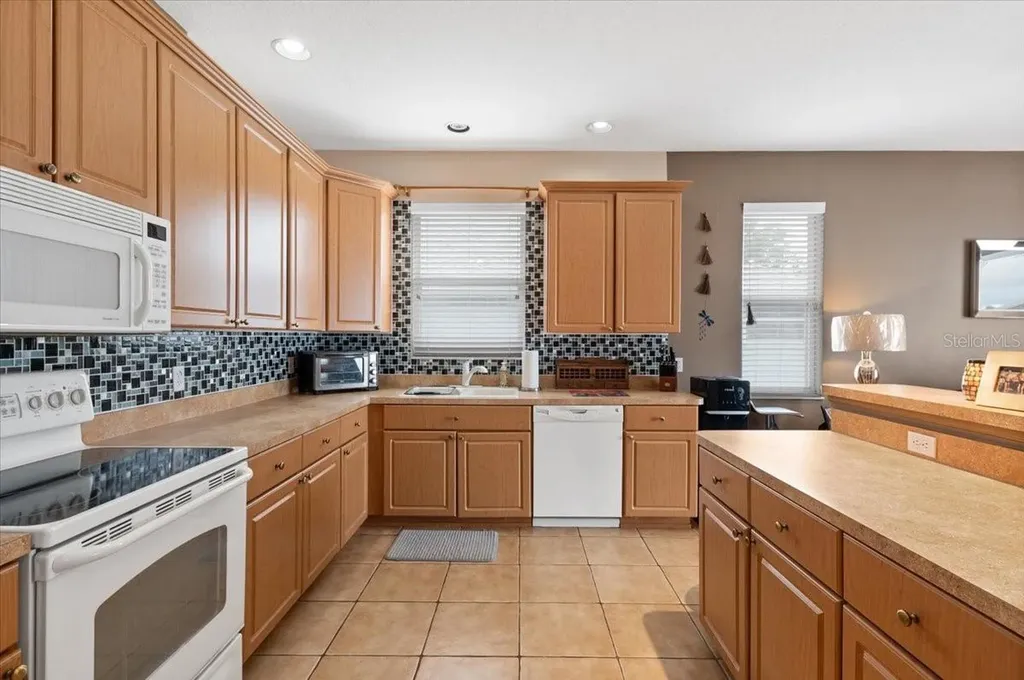 5742 48th Street Circle E Bradenton FL 34203