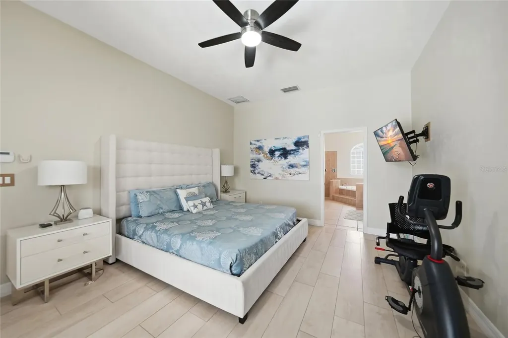 1511 NW 29th Place Cape Coral FL 33993
