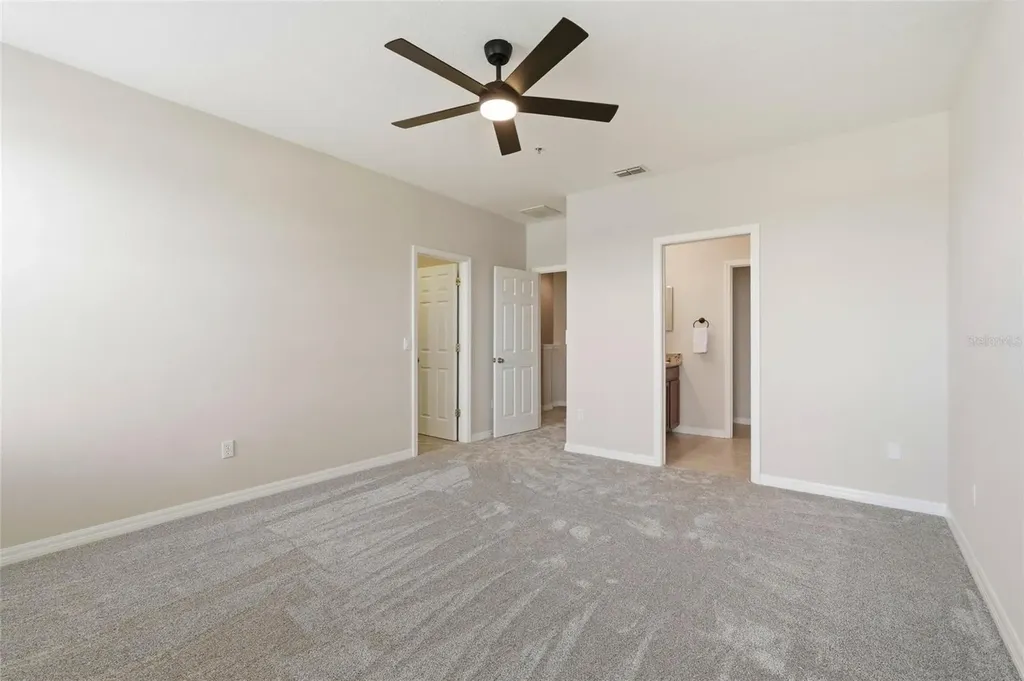 1386 Grantham Drive Sarasota FL 34234