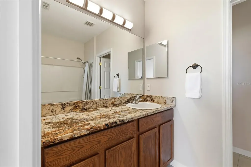 1386 Grantham Drive Sarasota FL 34234