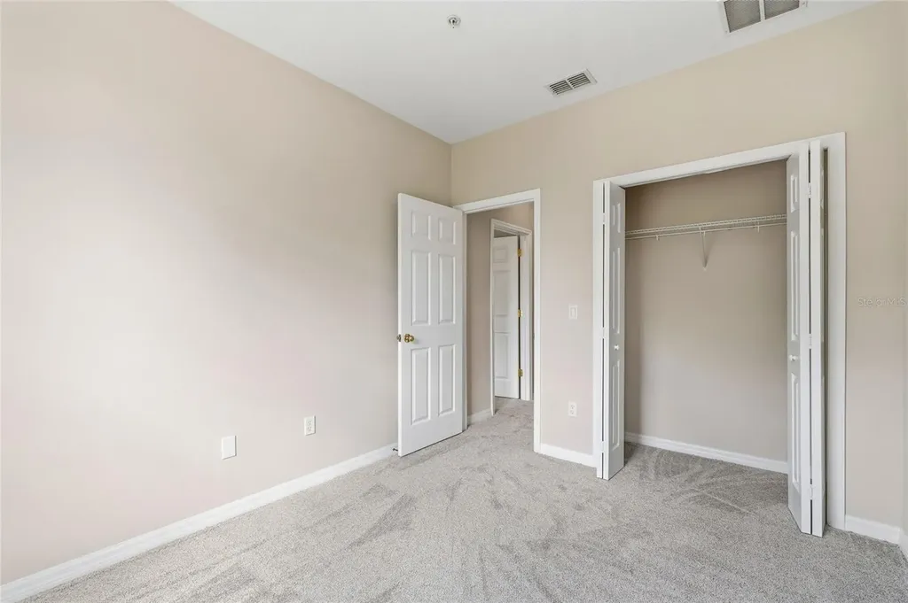 1386 Grantham Drive Sarasota FL 34234