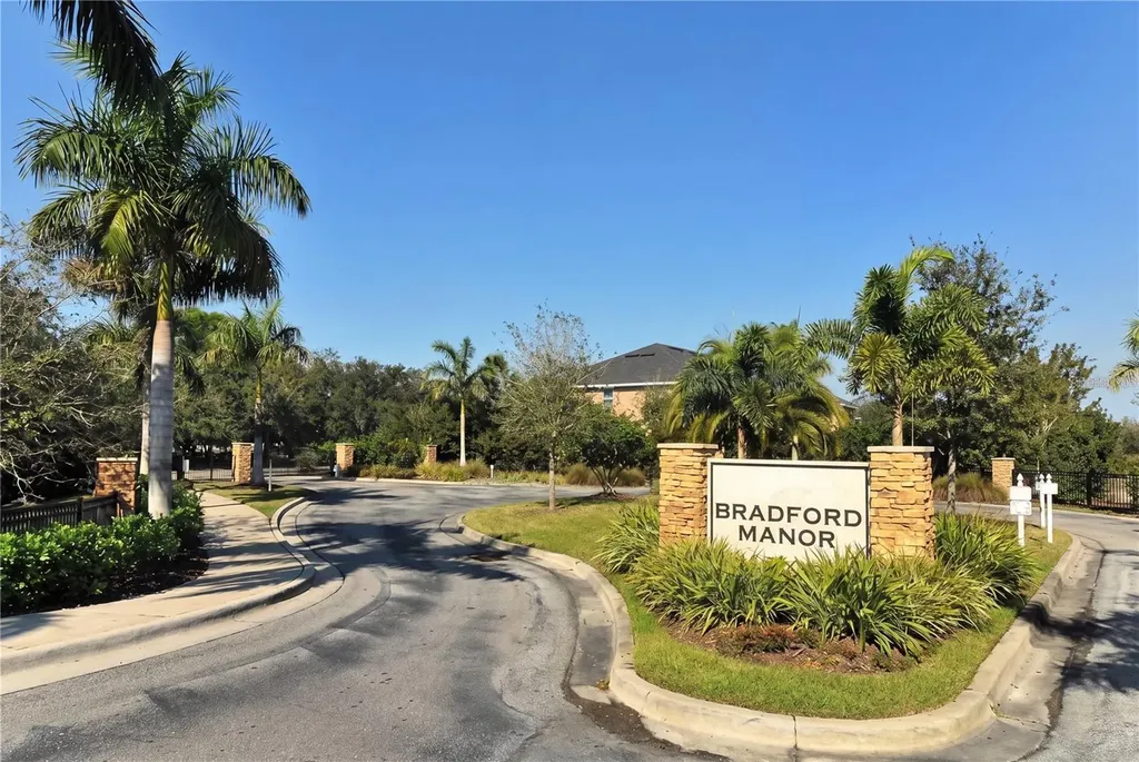 1386 Grantham Drive Sarasota FL 34234