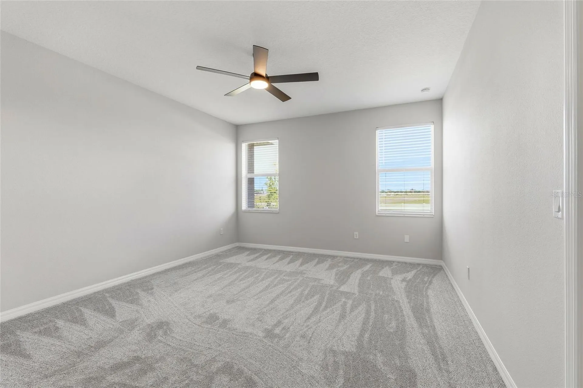 1386 Grantham Drive Sarasota FL 34234