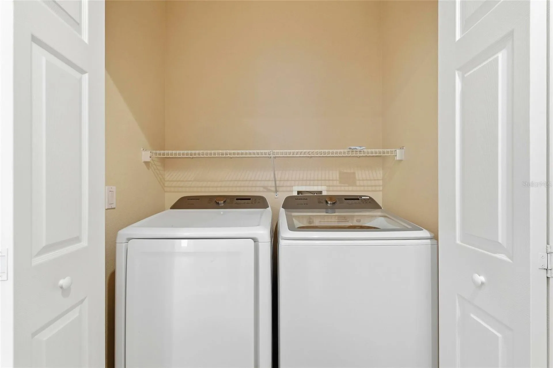 1386 Grantham Drive Sarasota FL 34234