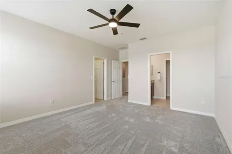 1386 Grantham Drive Sarasota FL 34234