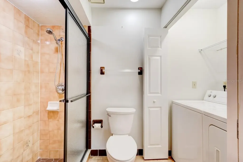 1262 Charter Oaks Circle Daytona Beach FL 32117