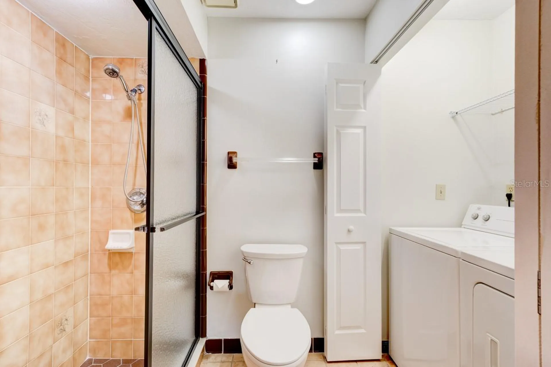 1262 Charter Oaks Circle Daytona Beach FL 32117