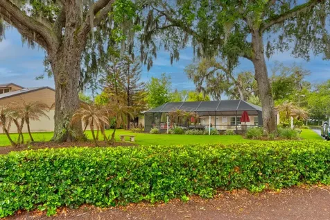 1262 Charter Oaks Circle Daytona Beach FL 32117