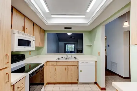 1262 Charter Oaks Circle Daytona Beach FL 32117