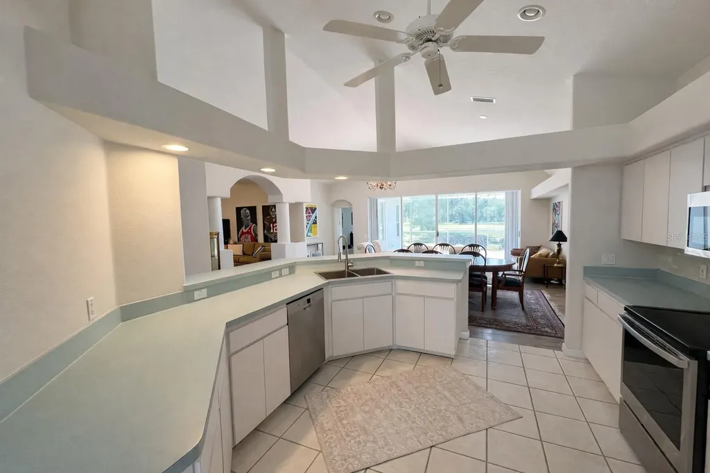 3712 Doral Street Palm Harbor FL 34685