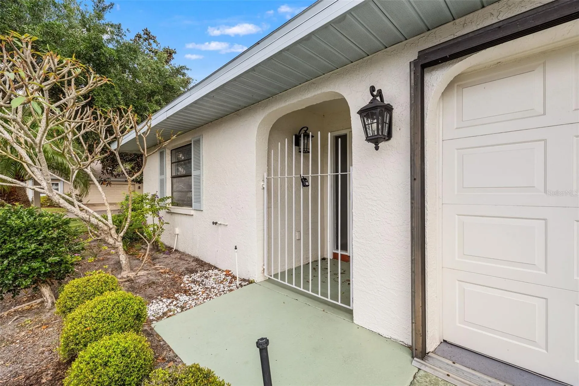 2115 N Halcyon Drive Sun City Center FL 33573