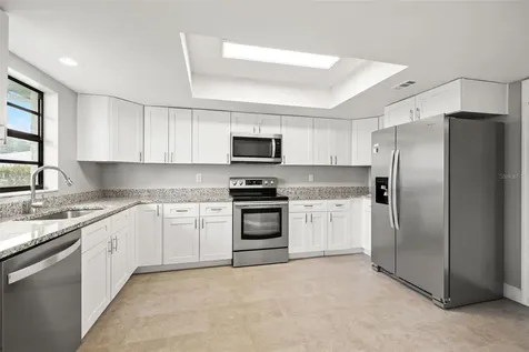 2115 N Halcyon Drive Sun City Center FL 33573