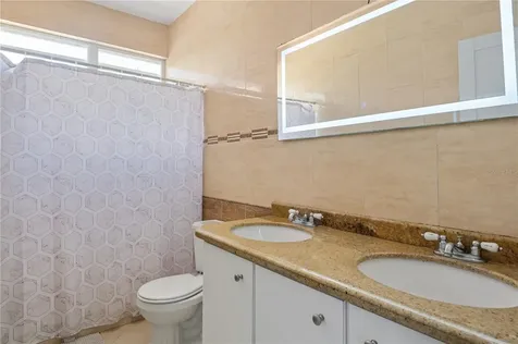1 Calle Isamar Isabela PR 00662