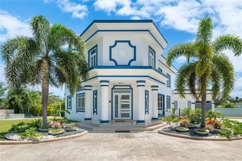 1 Calle Isamar Isabela PR 00662