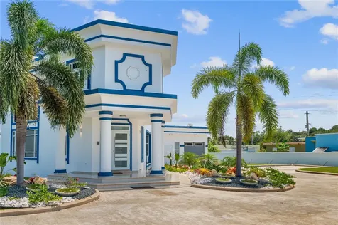 1 Calle Isamar Isabela PR 00662