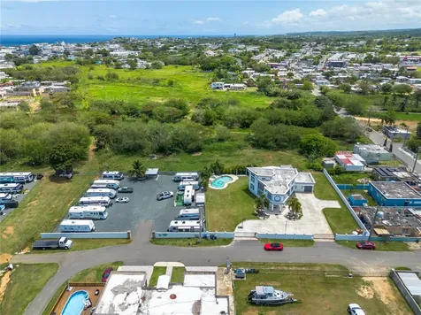 1 Calle Isamar Isabela PR 00662