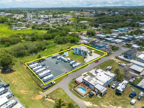 1 Calle Isamar Isabela PR 00662