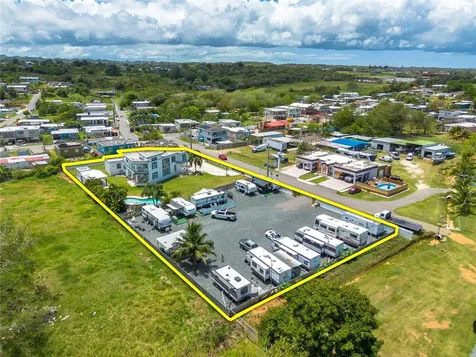 1 Calle Isamar Isabela PR 00662