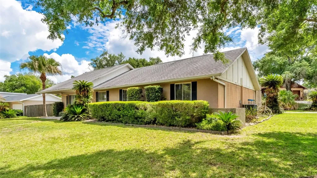 4904 Foxrun Lakeland FL 33813