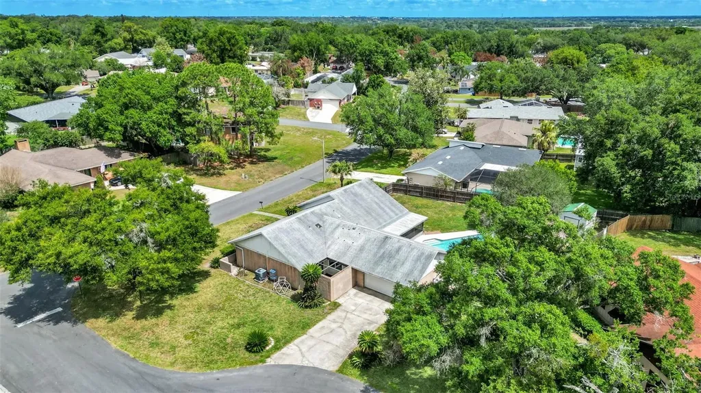 4904 Foxrun Lakeland FL 33813