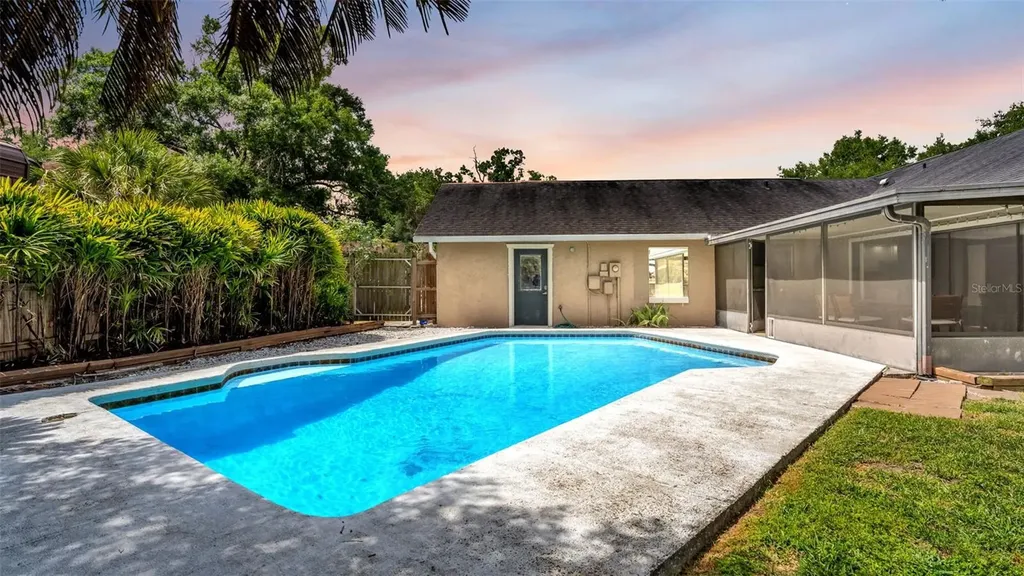 4904 Foxrun Lakeland FL 33813