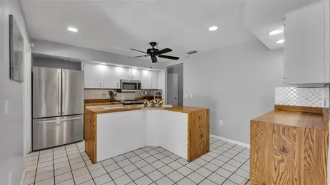 4904 Foxrun Lakeland FL 33813
