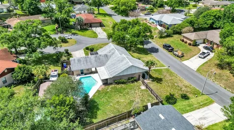 4904 Foxrun Lakeland FL 33813
