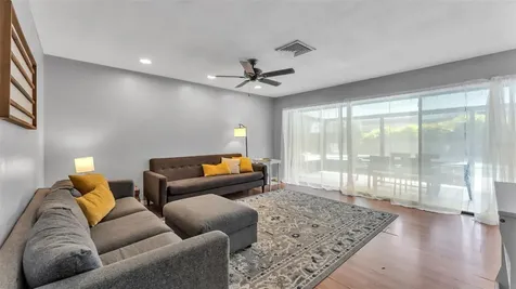 4904 Foxrun Lakeland FL 33813