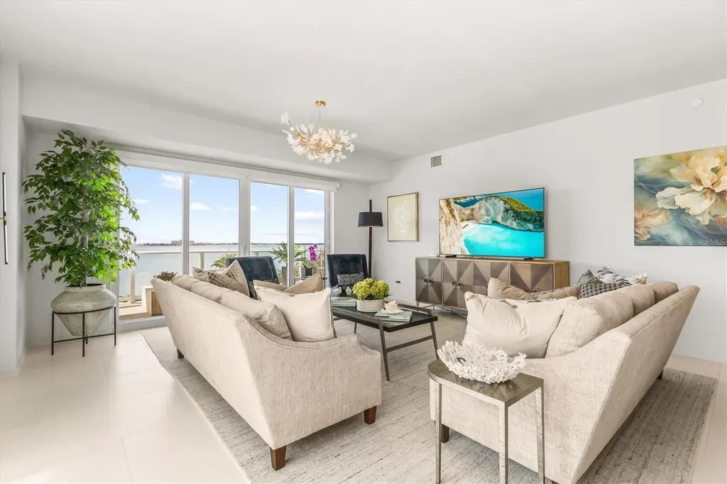 1020 Sunset Point Road Clearwater FL 33755