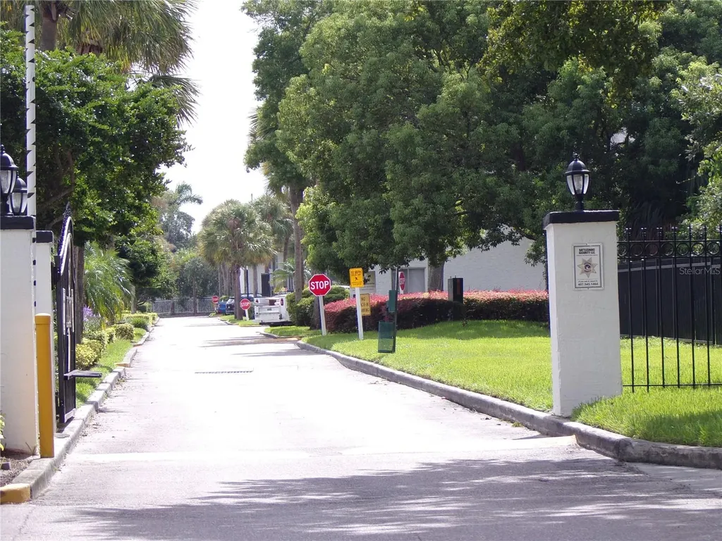 4409 S Semoran Boulevard Orlando FL 32822