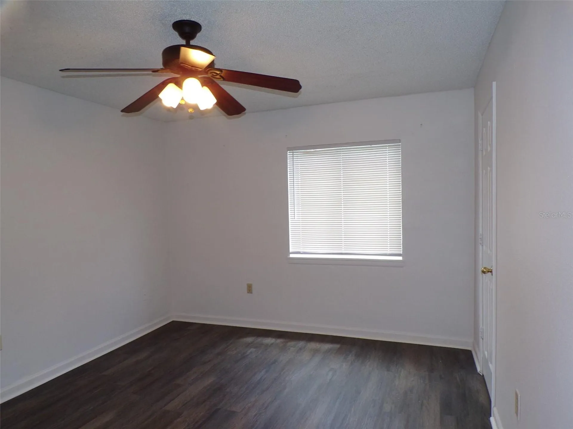 4409 S Semoran Boulevard Orlando FL 32822