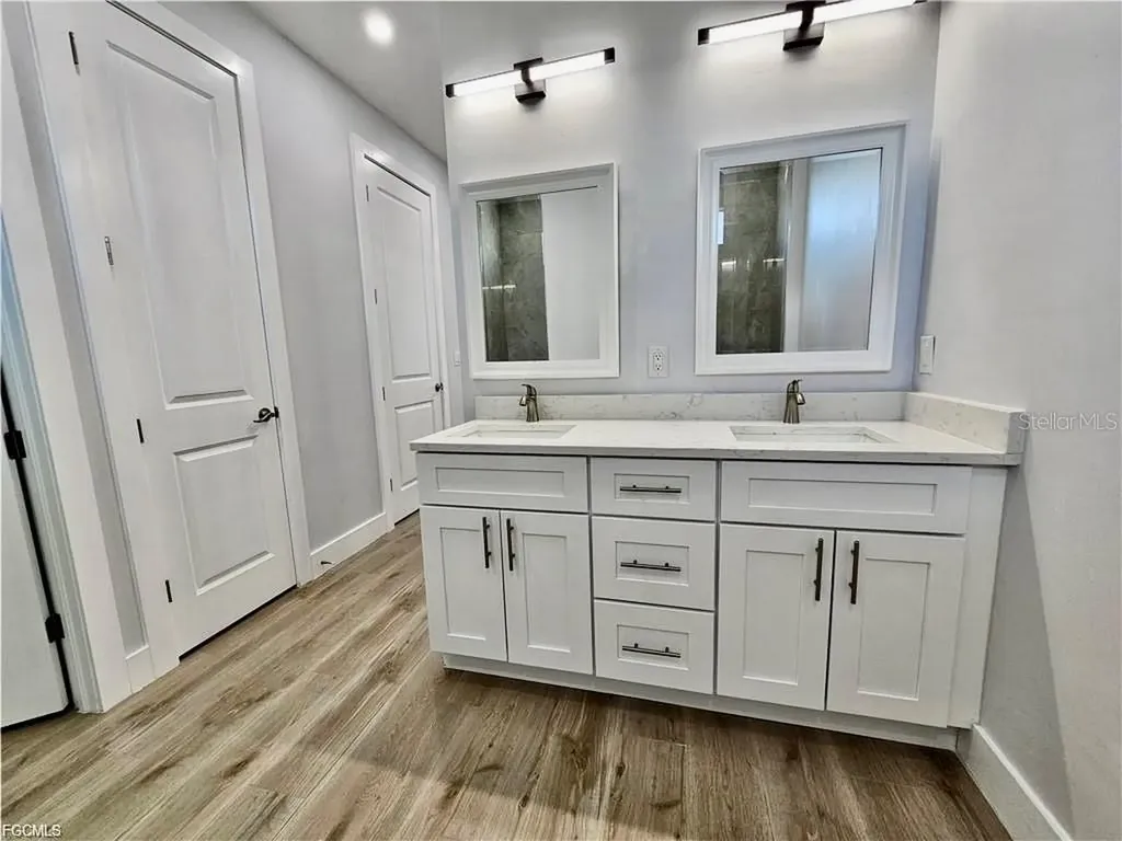 1425 NW 1st Street Cape Coral FL 33993