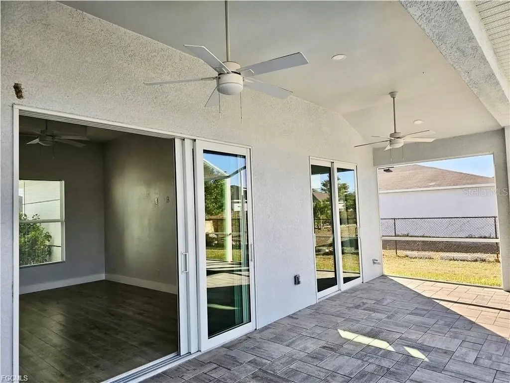 1425 NW 1st Street Cape Coral FL 33993