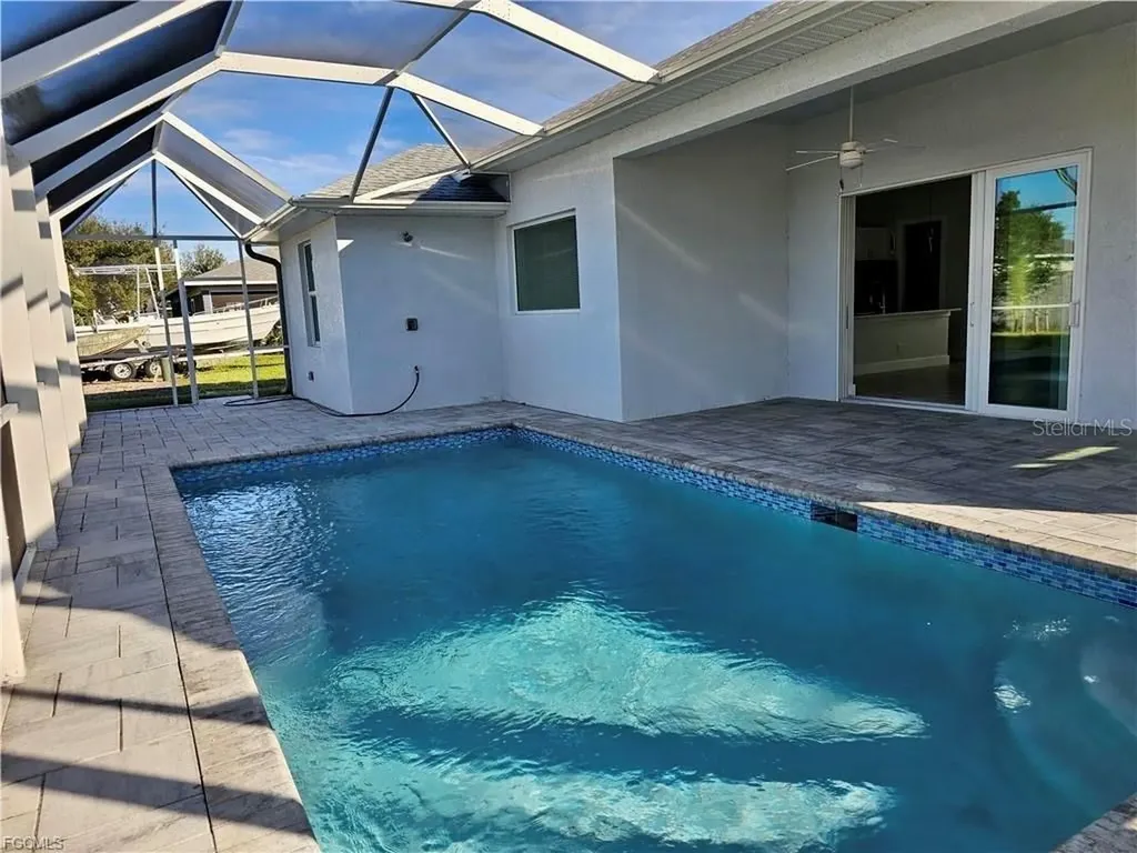 1425 NW 1st Street Cape Coral FL 33993
