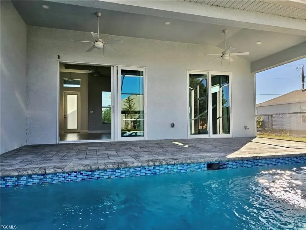 1425 NW 1st Street Cape Coral FL 33993