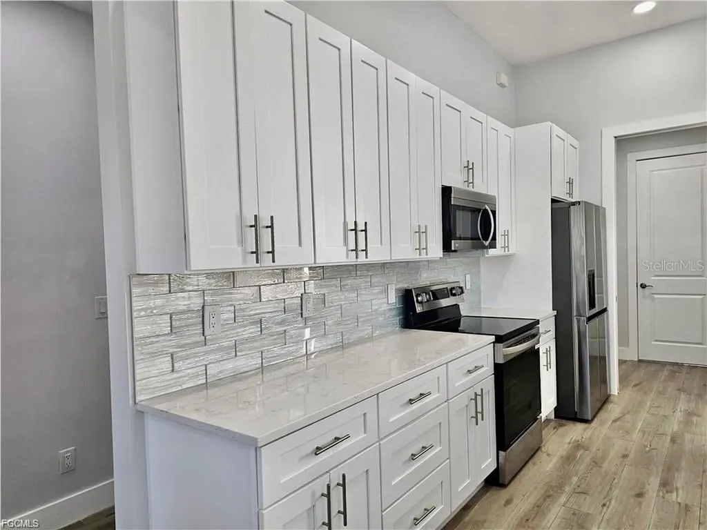 1425 NW 1st Street Cape Coral FL 33993