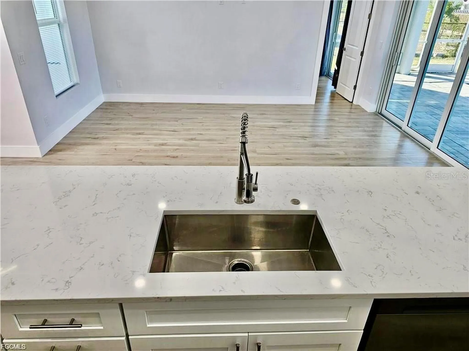 1425 NW 1st Street Cape Coral FL 33993