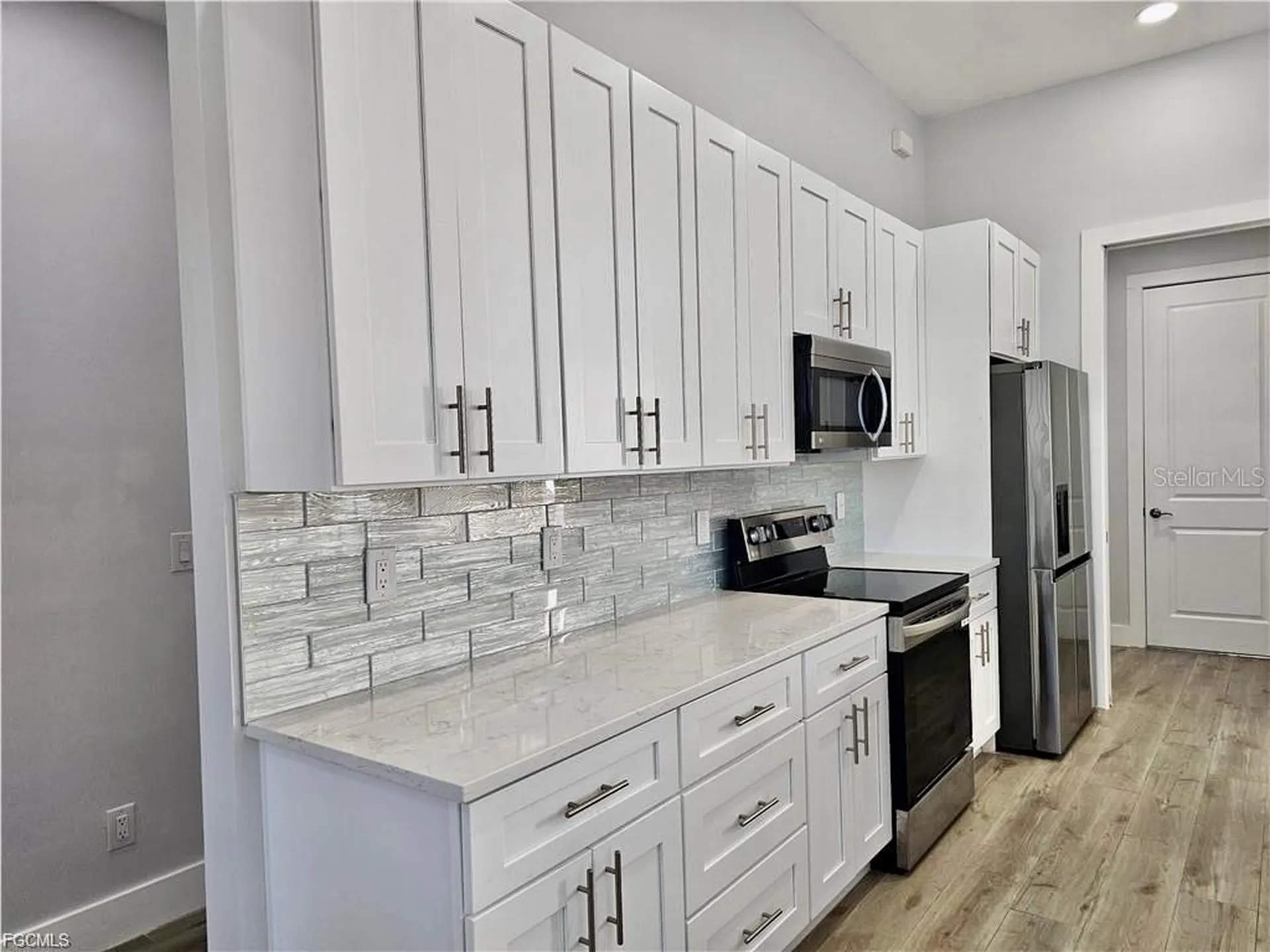 1425 NW 1st Street Cape Coral FL 33993