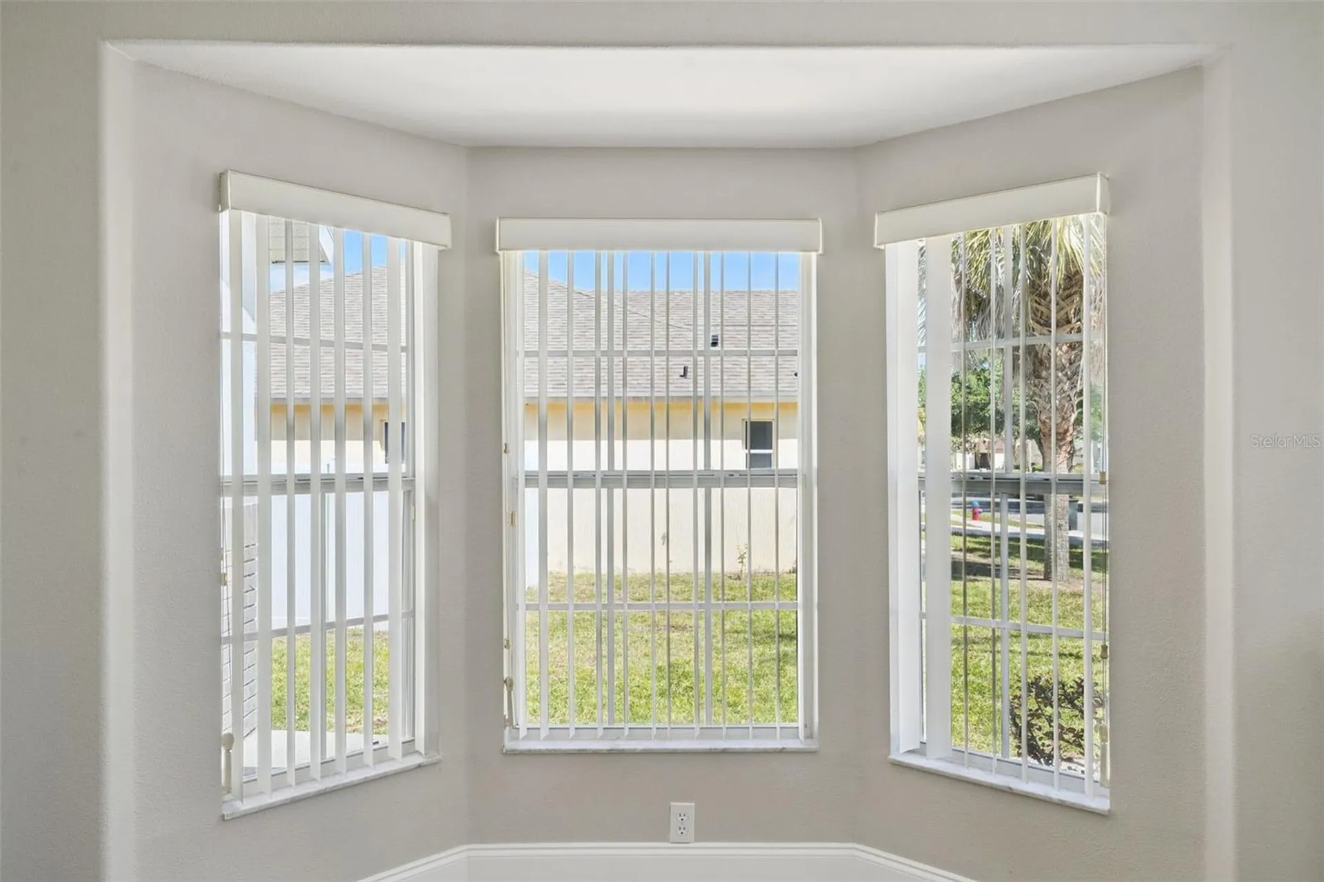 15932 Robin Hill Loop Clermont FL 34714
