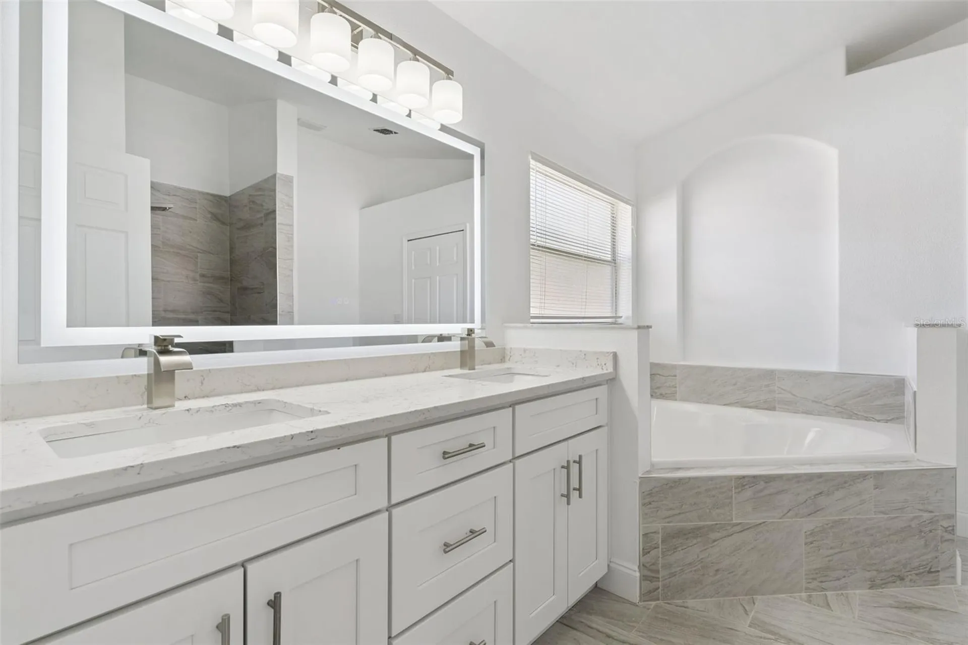 15932 Robin Hill Loop Clermont FL 34714