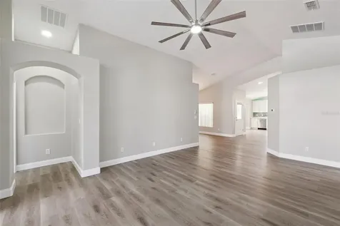 15932 Robin Hill Loop Clermont FL 34714