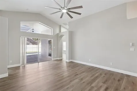 15932 Robin Hill Loop Clermont FL 34714