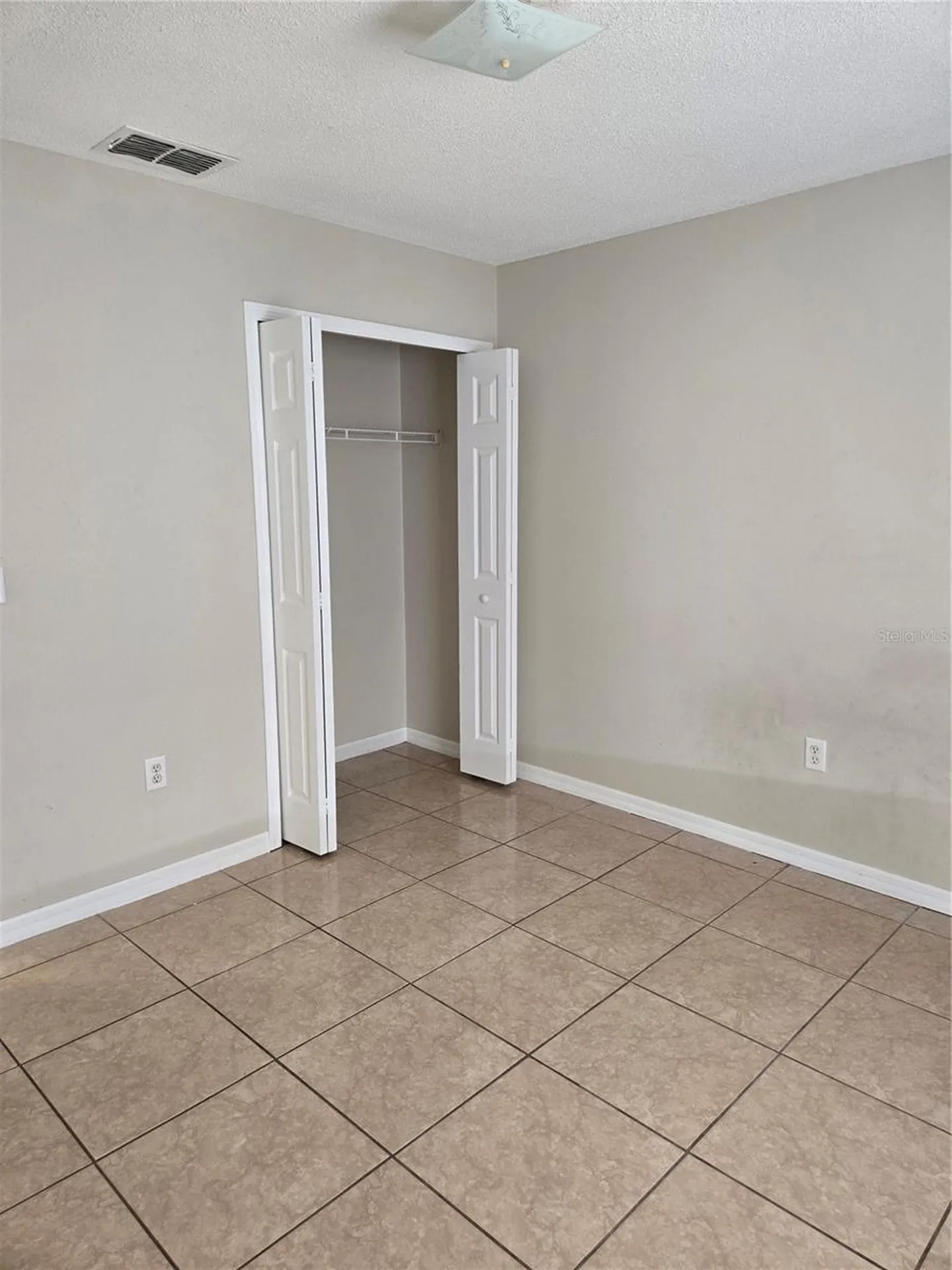 1734 Pilchard Drive Kissimmee FL 34759