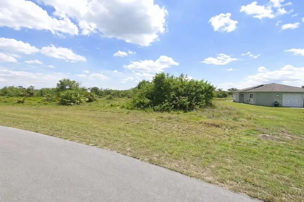 3040 Birwood Circle Labelle FL 33935